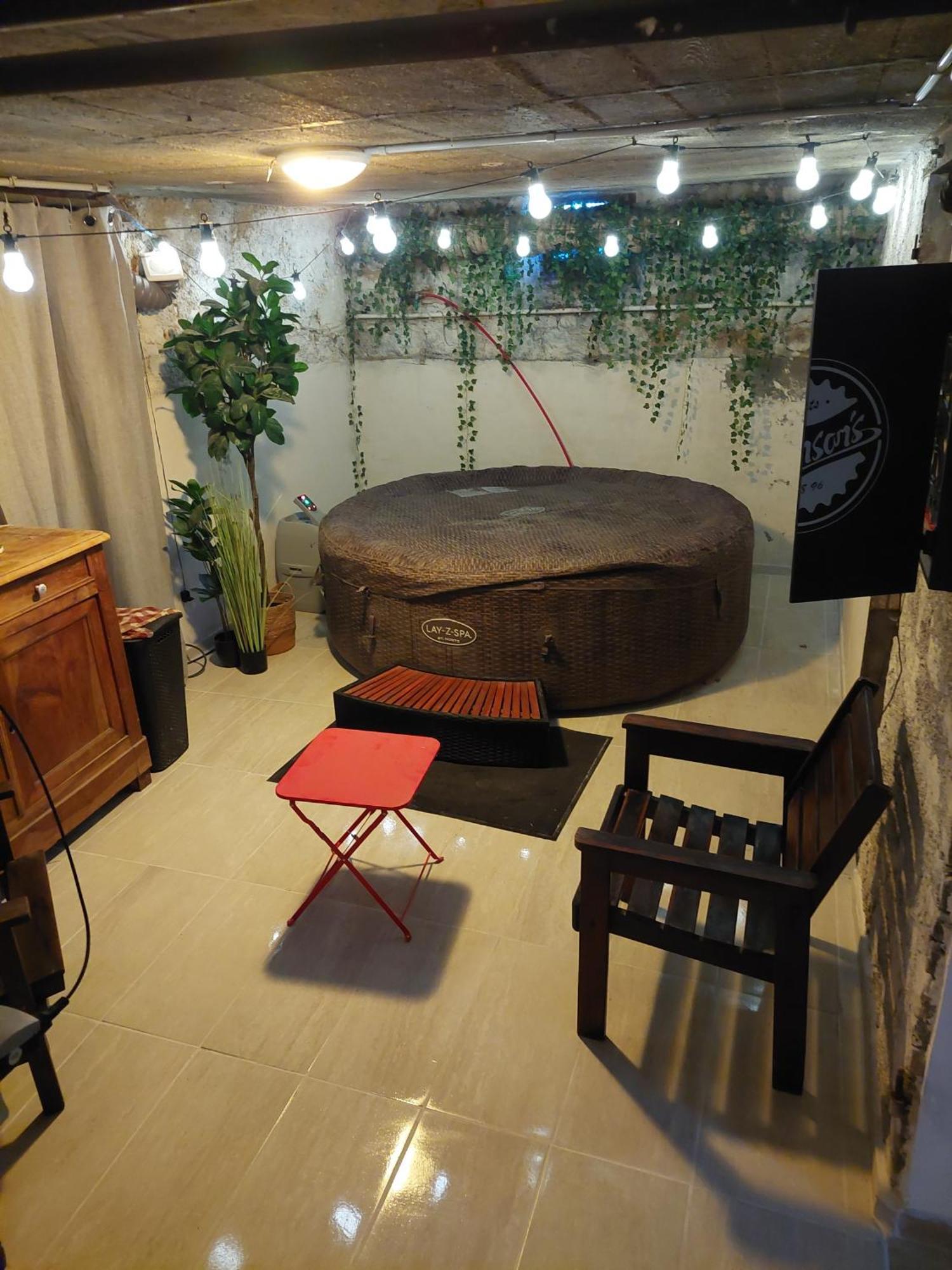 Gite D'Exception 13 Couchages Avec Jacuzzi Et Sauna Châlons-en-Champagne Esterno foto
